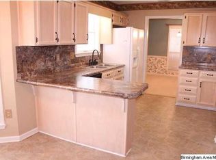 176 Greenfield Ln, Alabaster, AL 35007