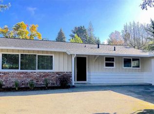 1055 Larch Ave, Moraga, CA