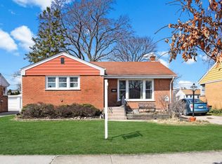 1448 S 6th Ave, Des Plaines, IL 60018