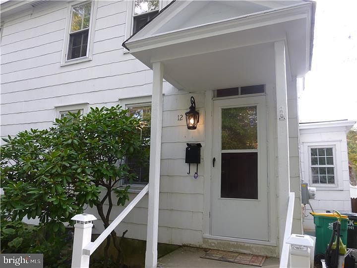 1st image of 12 E Jefferson St