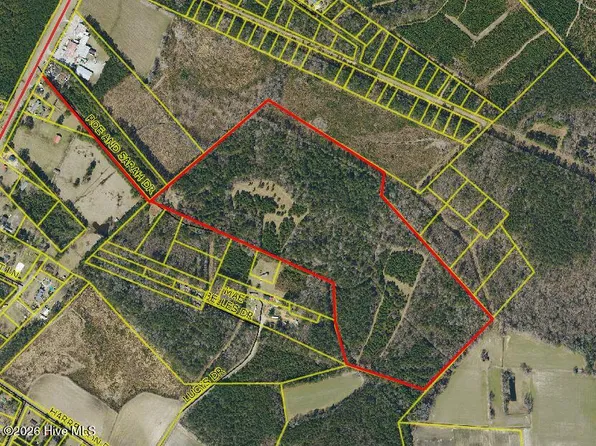 359 Roe And Sarah Drive, Clarkton, NC 28433