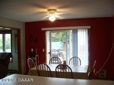5th image of 4202 Heritage Ln NE