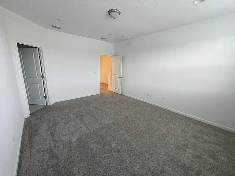 711 Cherry Elm Dr — Photo 17