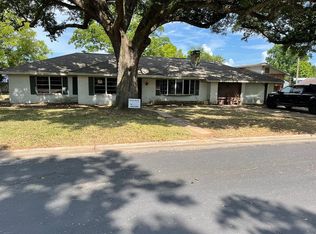 1610 Texas St, Liberty, TX 77575