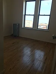 Rented by MTY Group, Inc