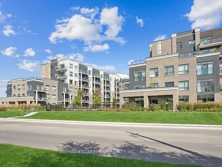 5055 Greenlane Rd #340 — Photo 2