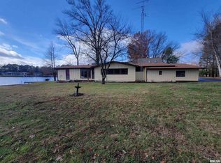 242 E New Thompson Lake Rd, Carbondale, IL 62901