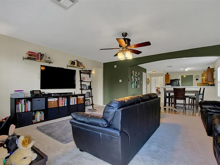 615 Salma Ct — Photo 14