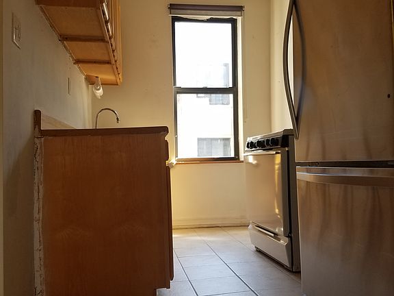 5th image of 435 Fort Washington Ave APT 5B