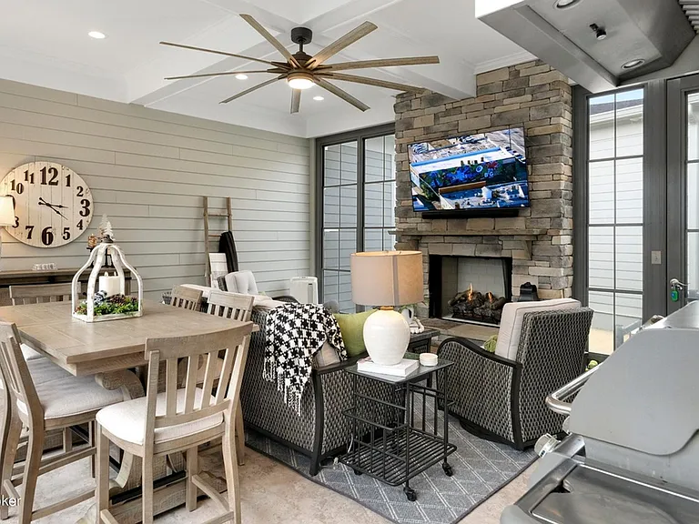 6220 Mistflower Cir — Photo 24