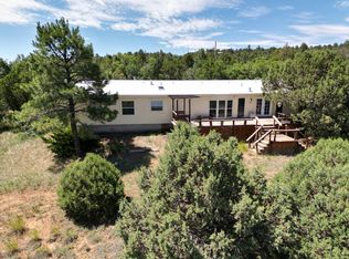 8 Glory Rd, Tijeras, NM 87059