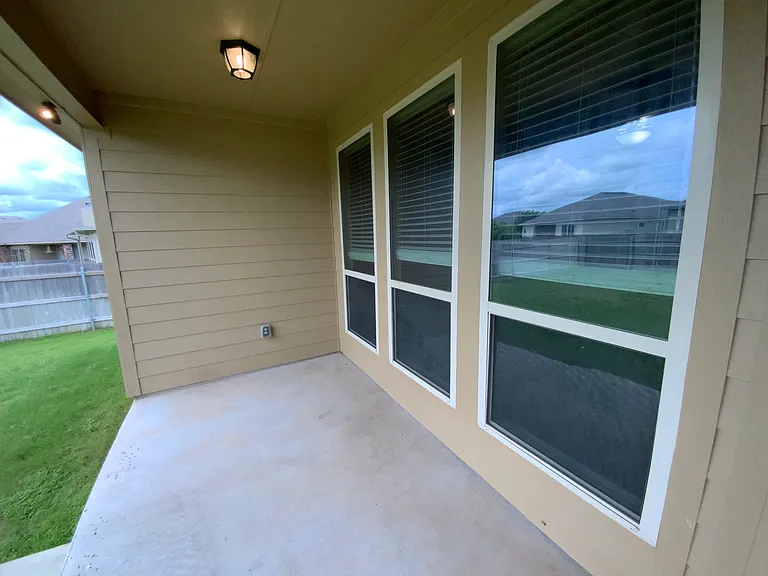 1407 Chalice Dr — Photo 8