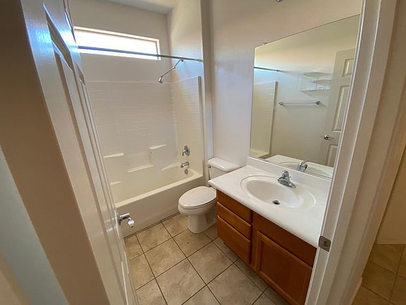 Full 2nd bath