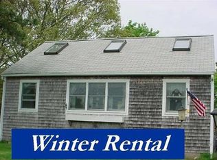 19 Harbor Rd, Mattapoisett, MA 02739
