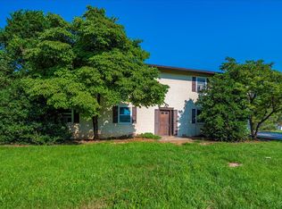 7881 Leetown Rd APT 3, Kearneysville, WV 25430