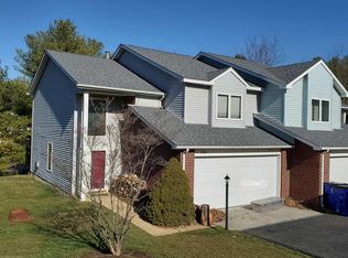 108 Silverleaf Ln, Blacksburg, VA 24060