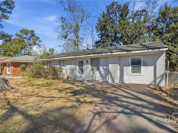 1626 Cloverdale Drive, Savannah, GA 31415