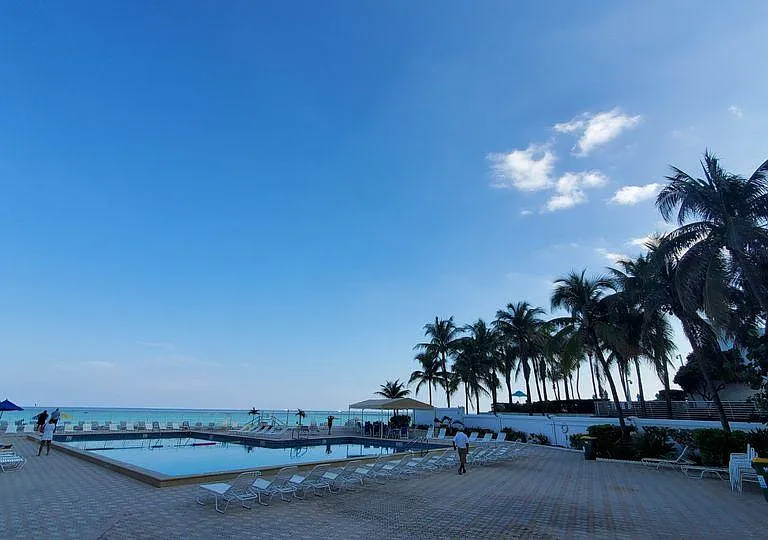 3505 S Ocean Dr #1104 — Photo 1