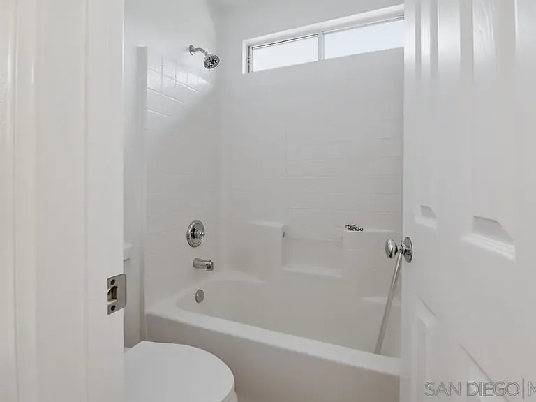 1762 Bramblewood Ct — Photo 32