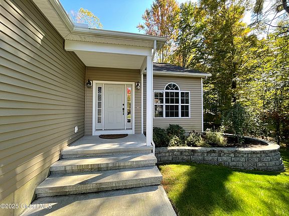 2nd image of 176 Montray Road