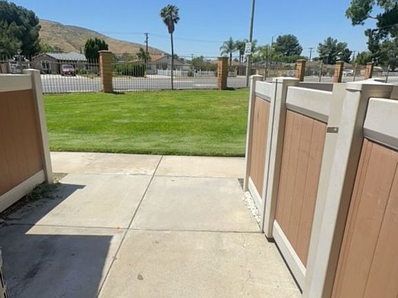 2nd image of 1460 Kendall Dr Unit 47