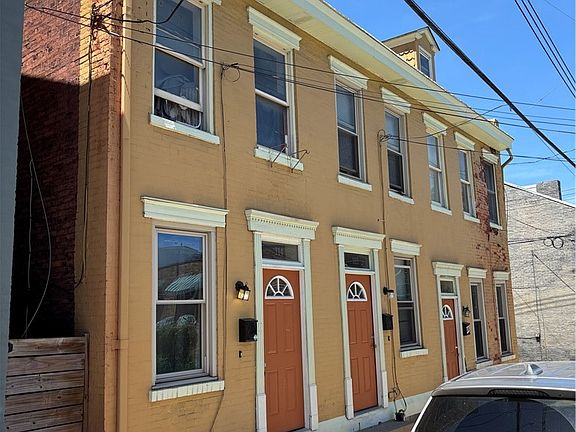 2nd image of 110-114 S 11th St