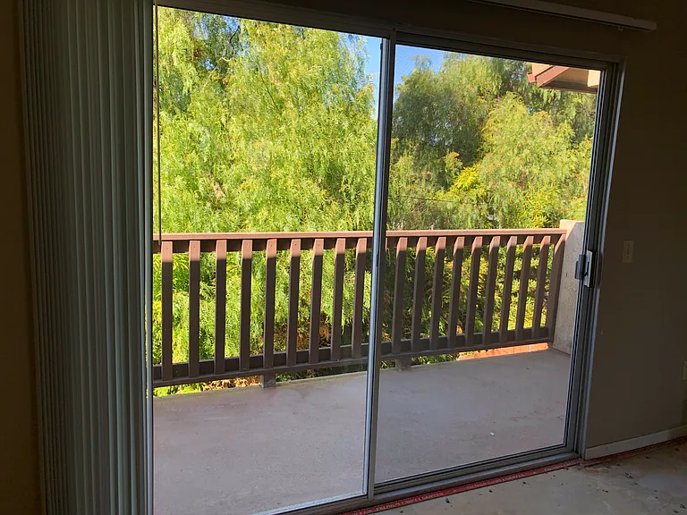735 Franklin Ln #7 — Photo 2