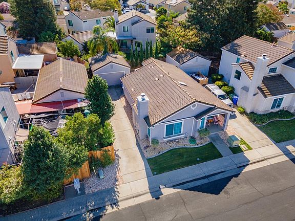 2nd image of 8927 Cypress View Way