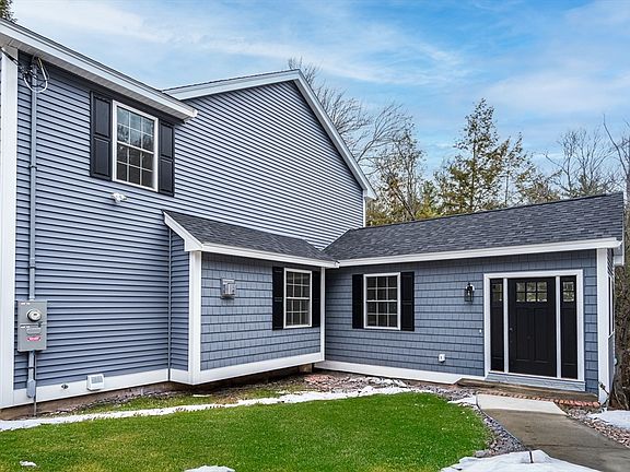 2nd image of 35 Homestead Rd
