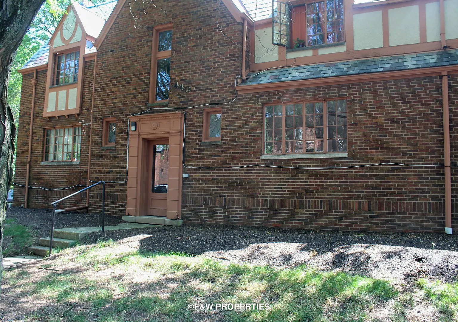 440-450 Rhoads Avenue Franklin Park Apartments, Columbus, OH — Photo 1