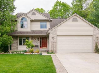 563 Rosebud Ct, Saline, MI 48176
