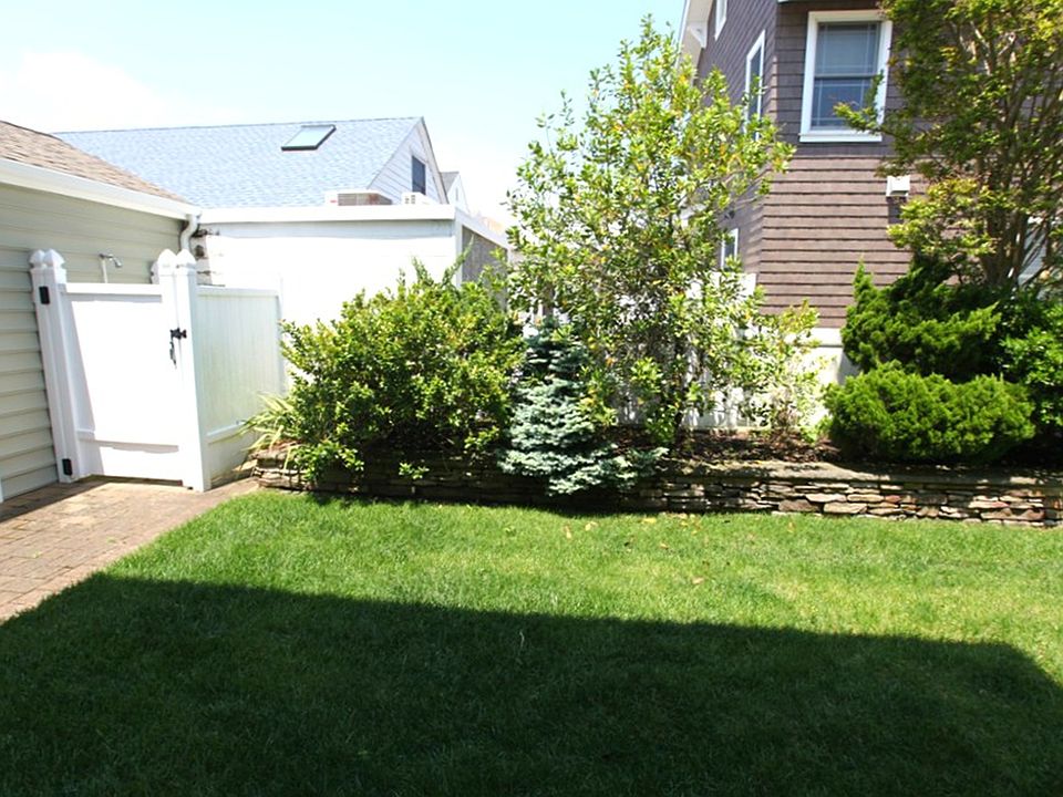 2nd image of 8103 Atlantic Ave