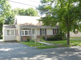 18 Arnold Rd, Peabody, MA 01960
