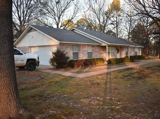 121 Sharon Ln, Broken Bow, OK 74728