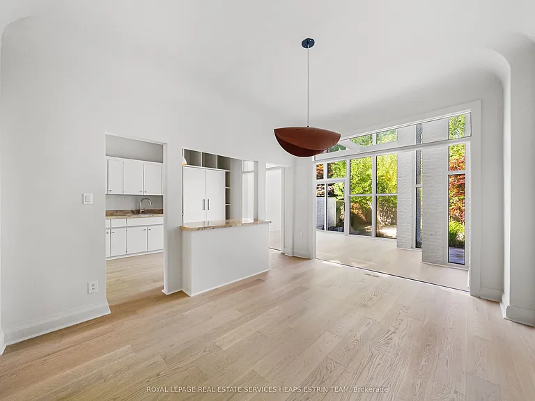 54 Rathnelly Ave — Photo 9