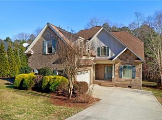 1950 Jaya Dr #18, Sherrills Ford, NC 28673