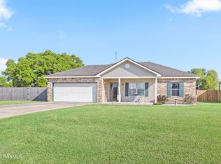 105 Glenfield St, Youngsville, LA 70592