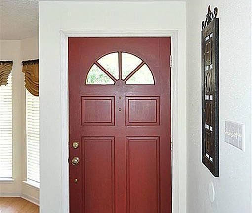 3rd image of 3202 Kempwood Dr