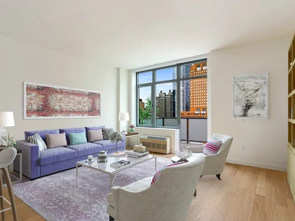 180 Myrtle Avenue image 1 of 17