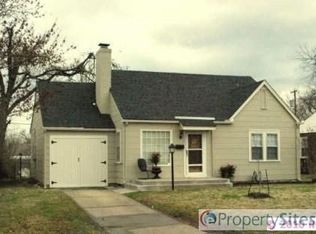 1207 S Urbana Ave, Tulsa, OK 74112