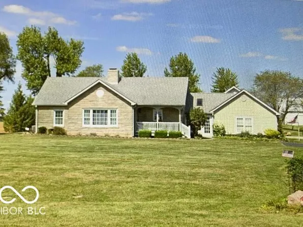 9510 E 235th St, Cicero, IN 46034