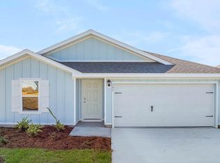 157 W Gray Owl Dr, Freeport, FL 32439