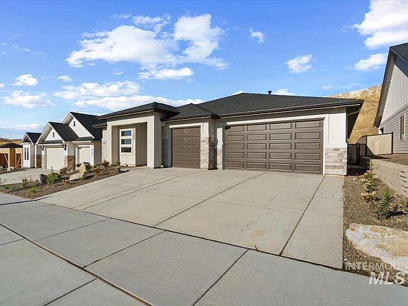 3rd image of 7355 Powell Pl