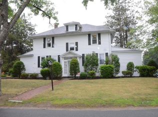 17 Baremeadow St, Methuen, MA 01844