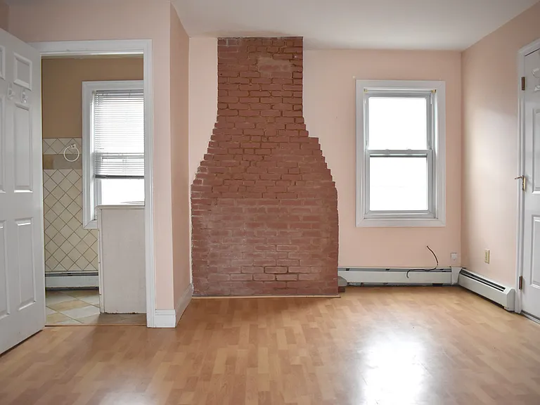 61 Hope St #23 — Photo 2
