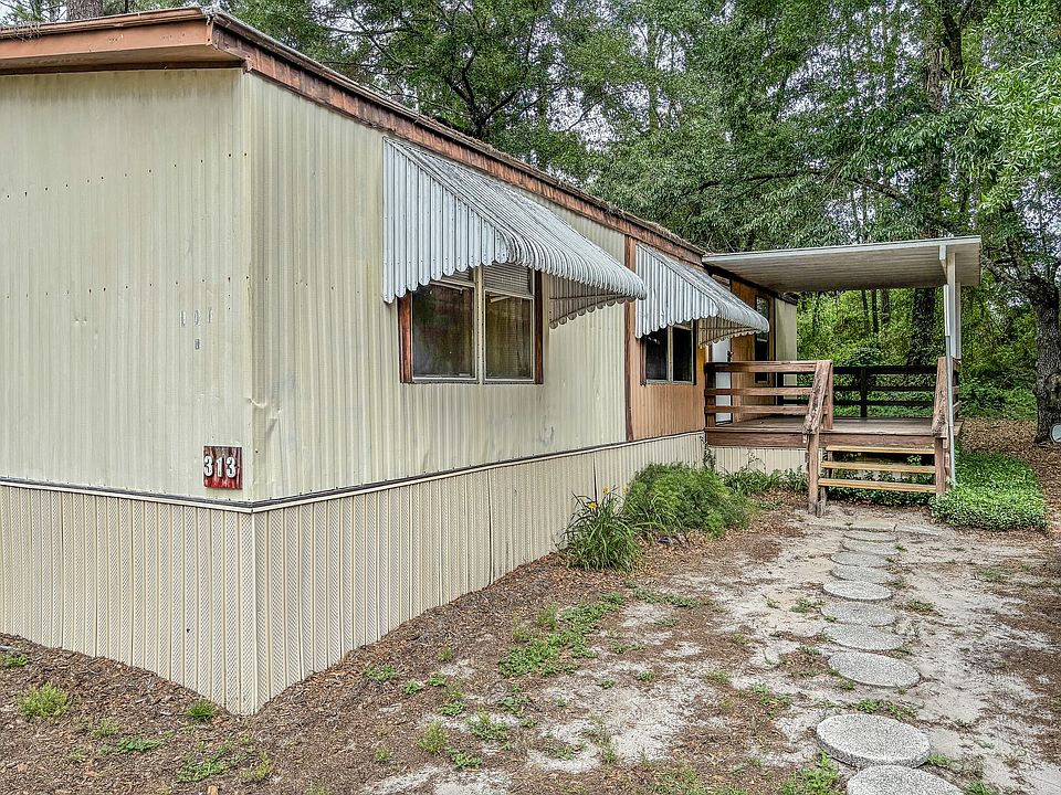 1st image of 313 NW Park Dr