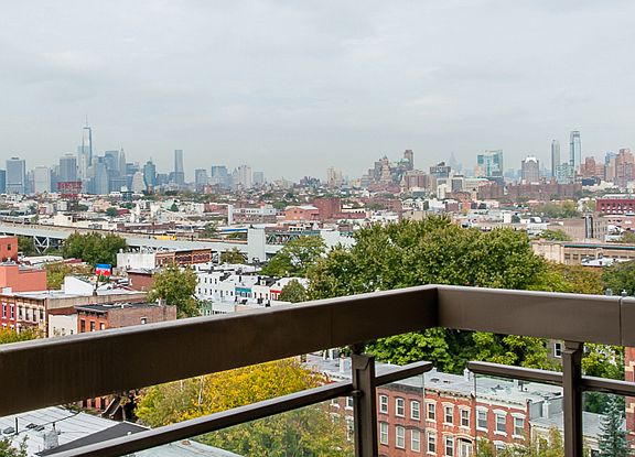3rd image of 500 4th Ave APT 9H