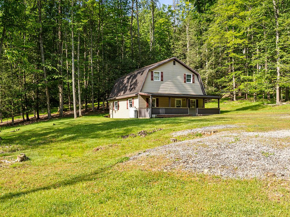 1st image of 250 Hemlock Rd
