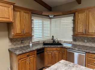 811 W 5th St, Ripon, CA 95366