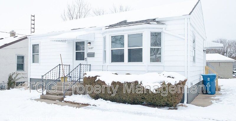 1st image of 1607 Schuyler St